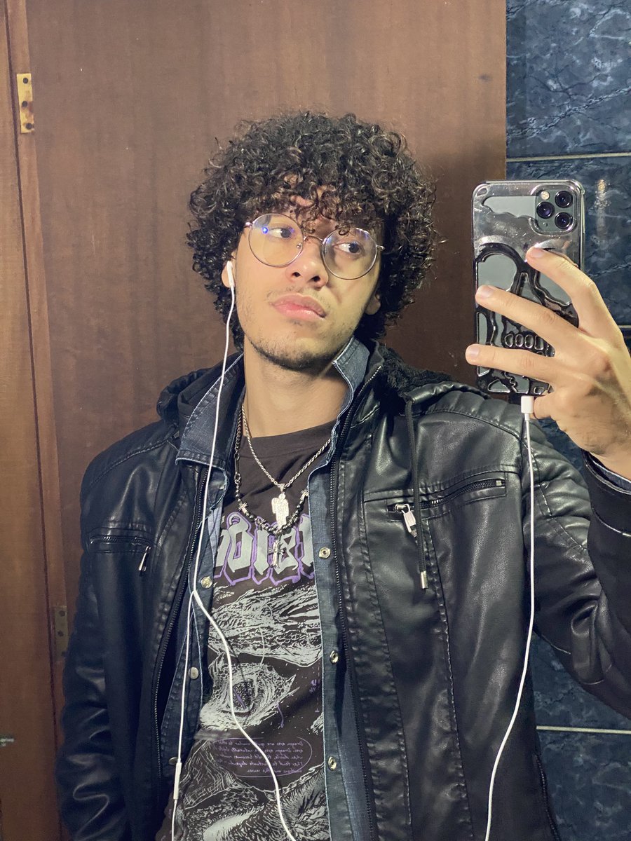 Clauz (art) tweet media