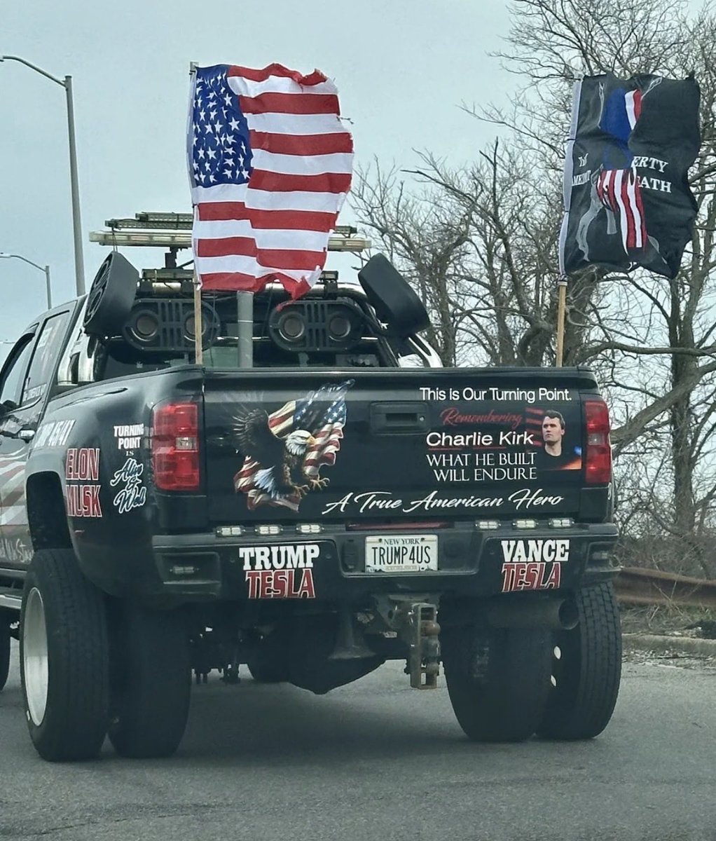 Not Your Average Liberal tweet media