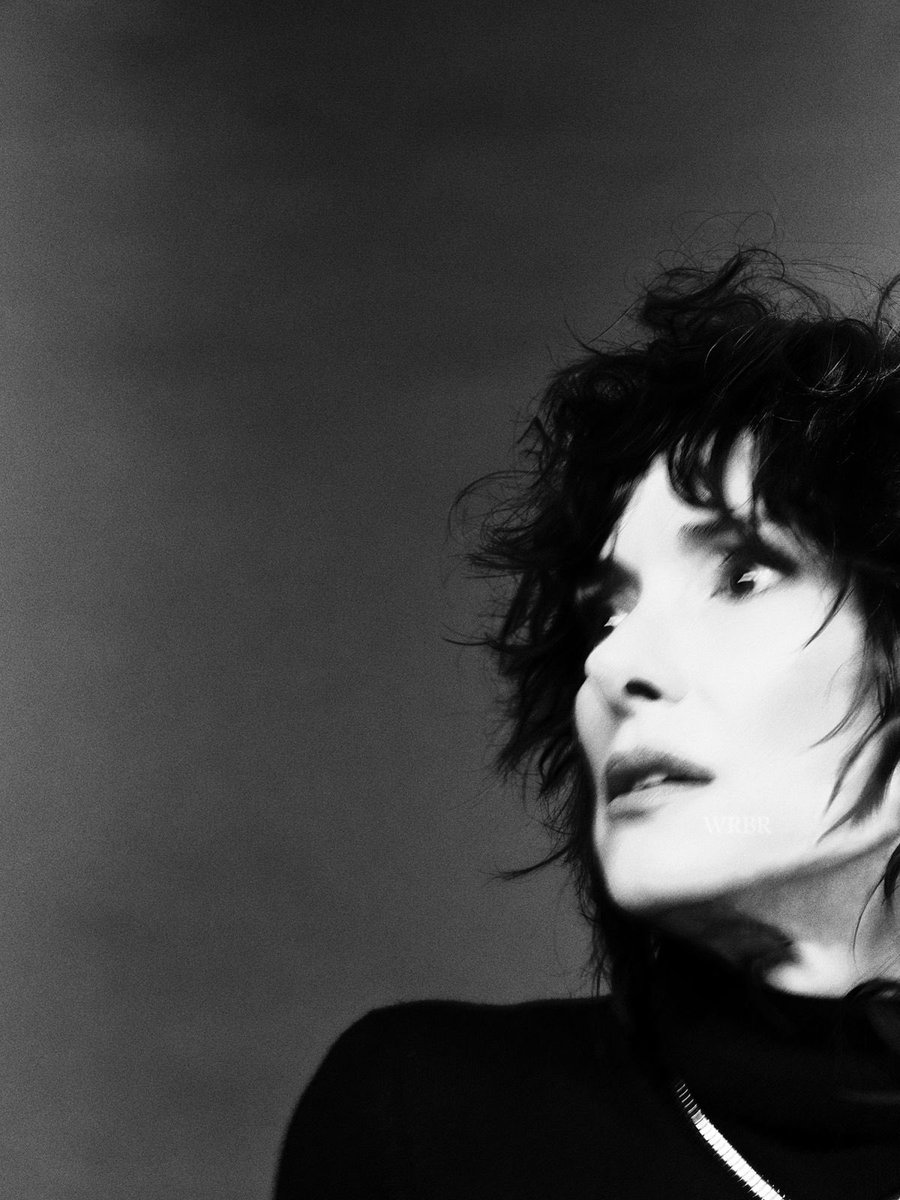 Winona Ryder Brasil tweet media