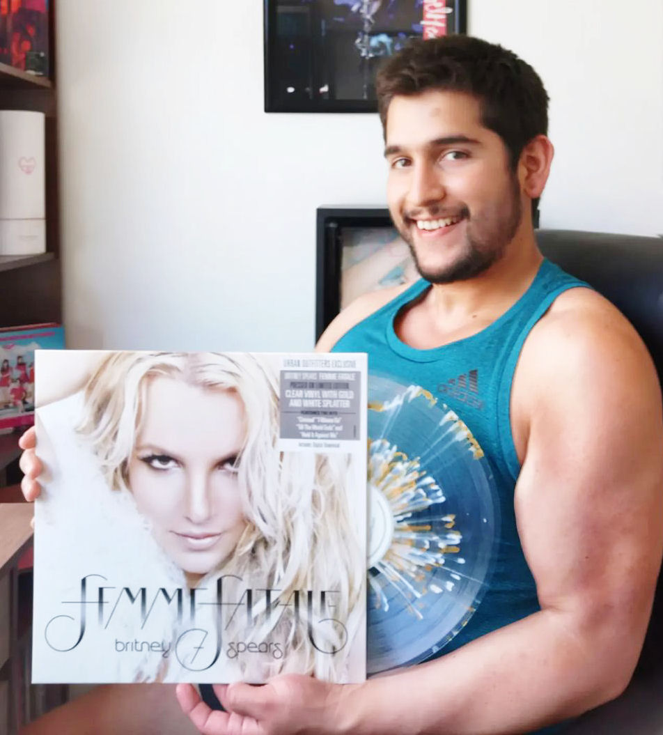 Aaron 🩵 tweet media