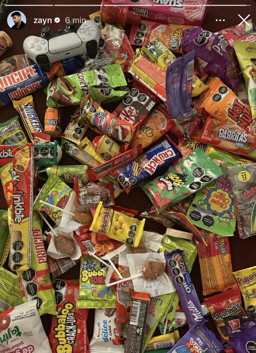 Prohibido olvidar que hace 1 año Zayn presumía dulces mexicanos, sin saber lo que vendría después 😭🤏🏻