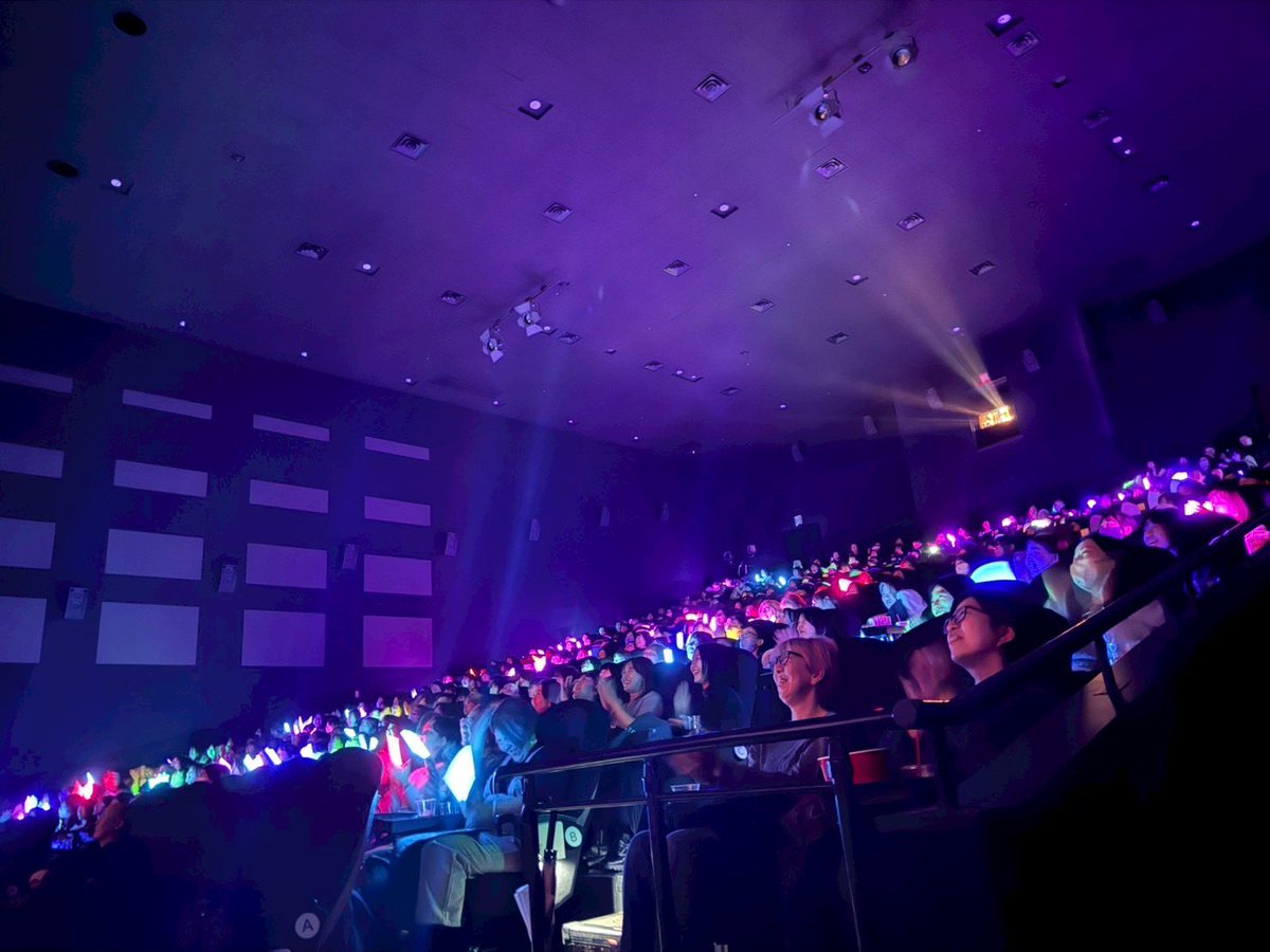 ムービーコア【公式】 tweet media