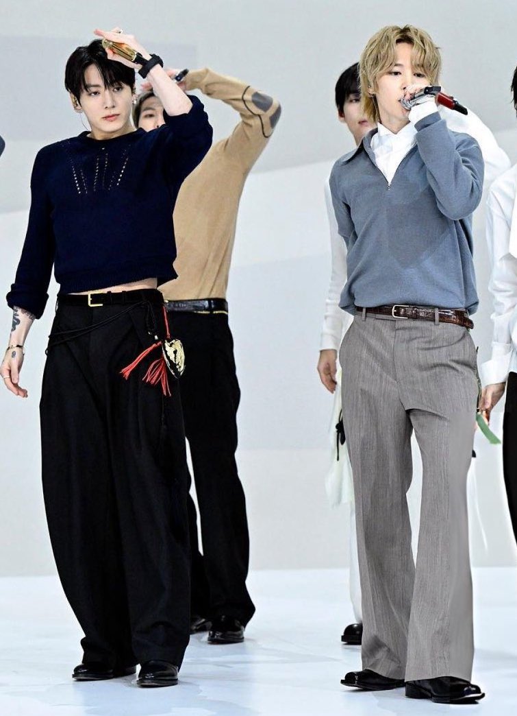 ᴋᴏᴍɪ 🪭 tweet media