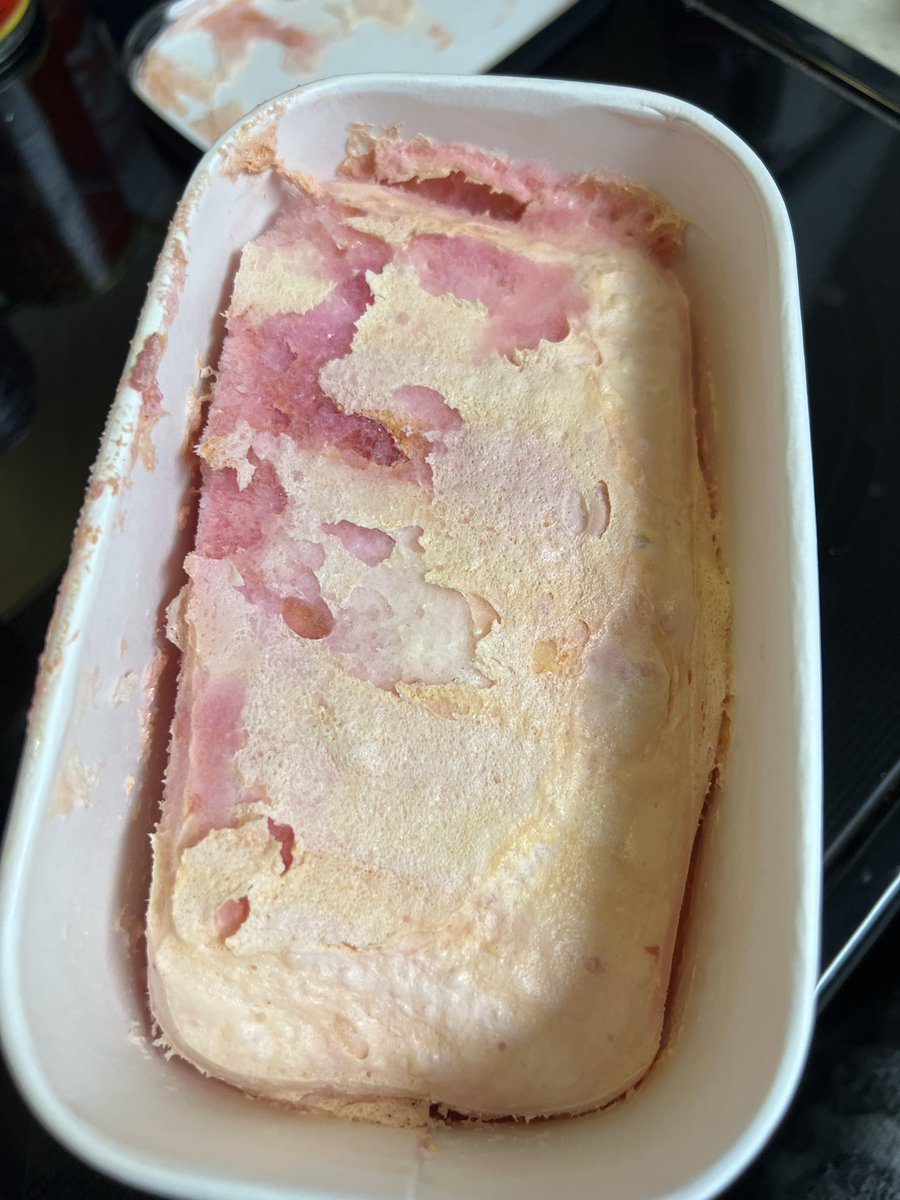 Danielle Davey tweet media