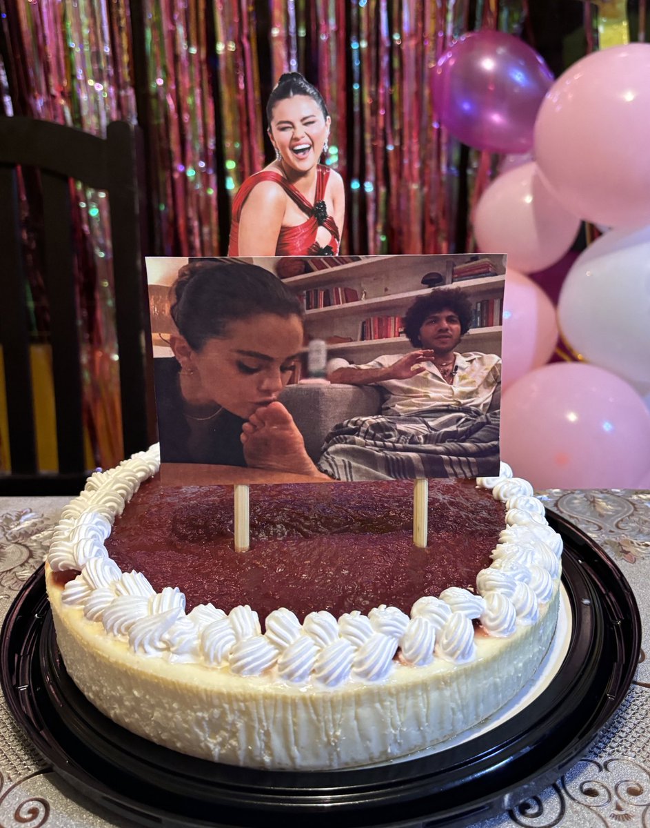 𝐋𝐨𝐯𝐞𝐥𝐲 𝐂𝐨𝐦𝐩𝐥𝐞𝐱 ꕤ*.ﾟ tweet media