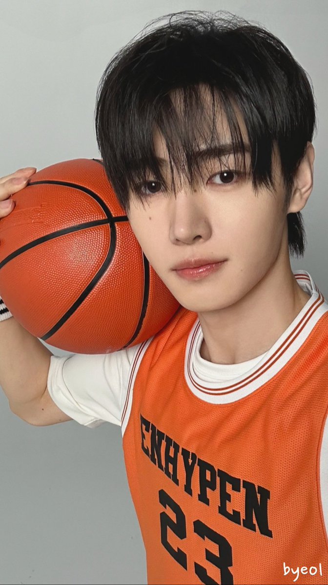 ❄️얼음별 tweet media