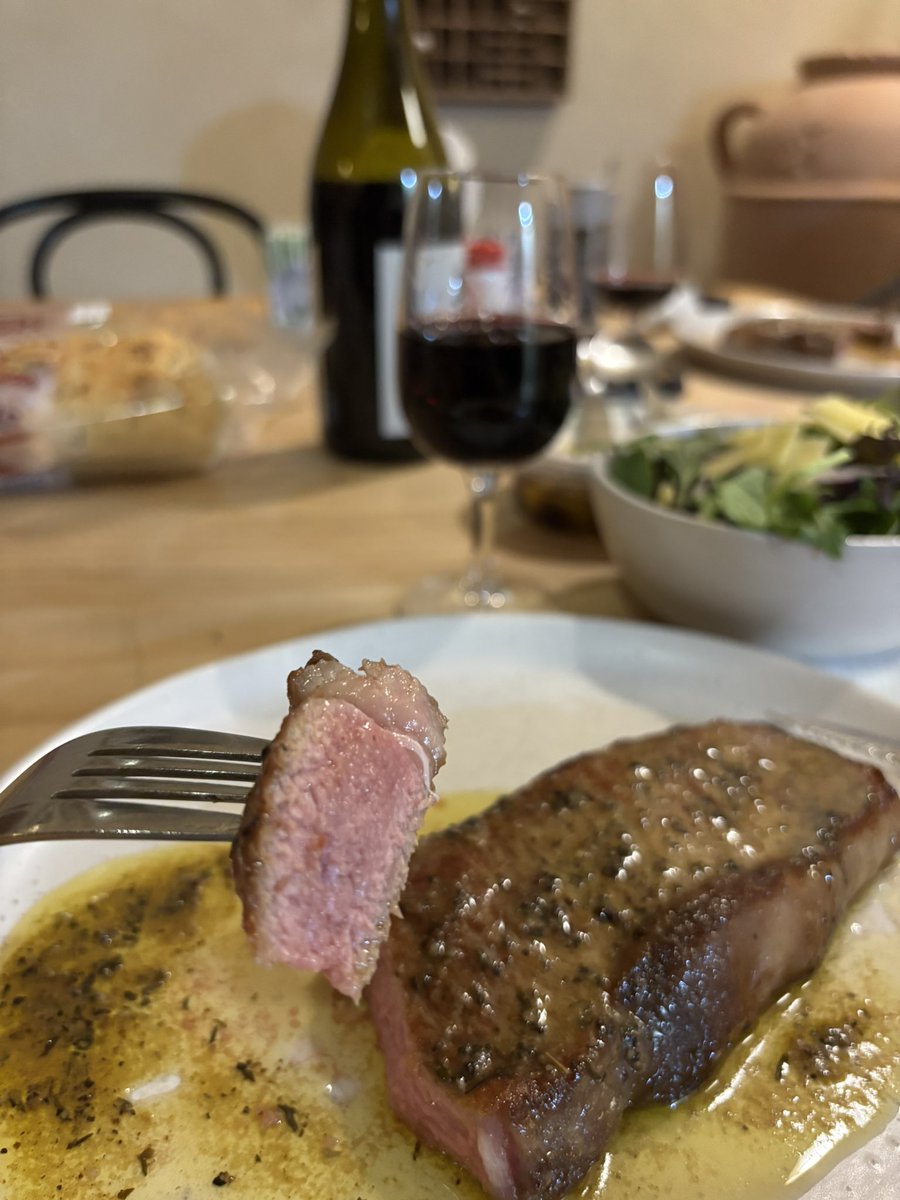5517SP's tweet photo. フリーマントルではエアビーでスーパーのステーキ肉焼いたんだけど心から美味しかったな。このためにまた行きたいまである。 https://t.co/Vu7FaEGAmq