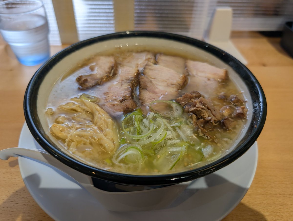 koma yasu tweet media