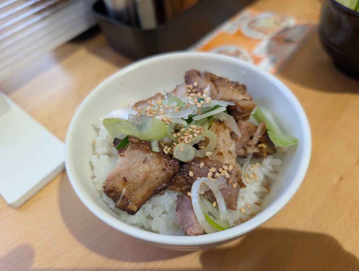 koma yasu tweet media