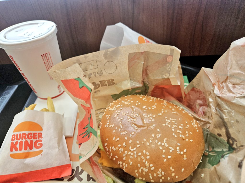 ヨモゲーム tweet media