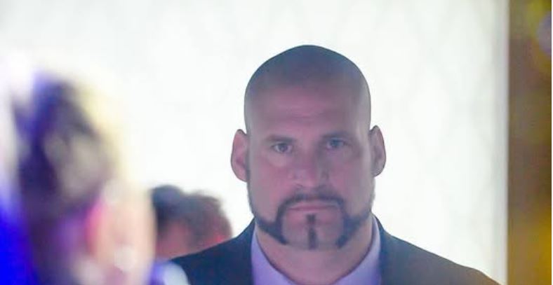 The Mirror tweet media