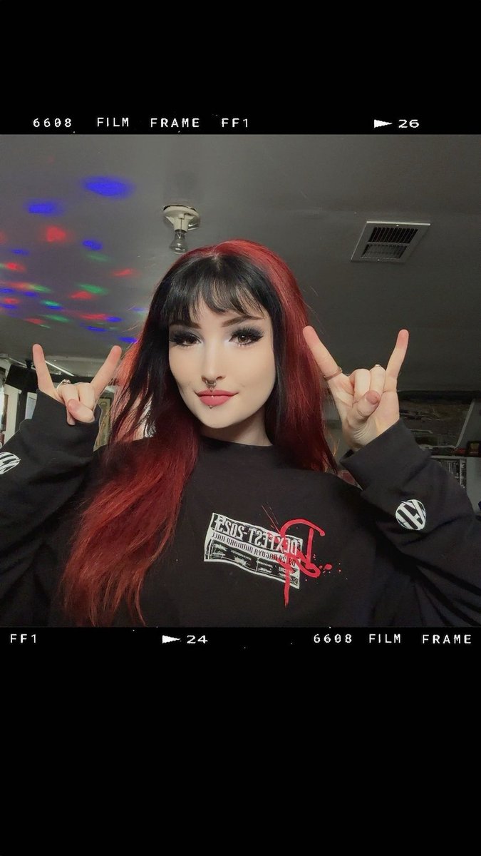 ミザリィ🎀⚰️🌙🌸🍬 tweet media