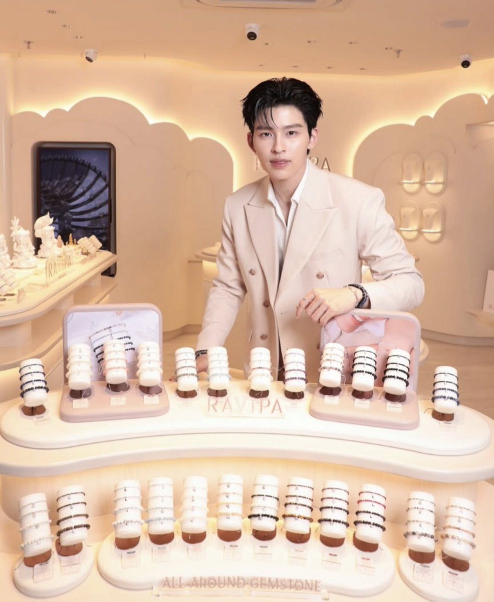 Everyday. tweet media