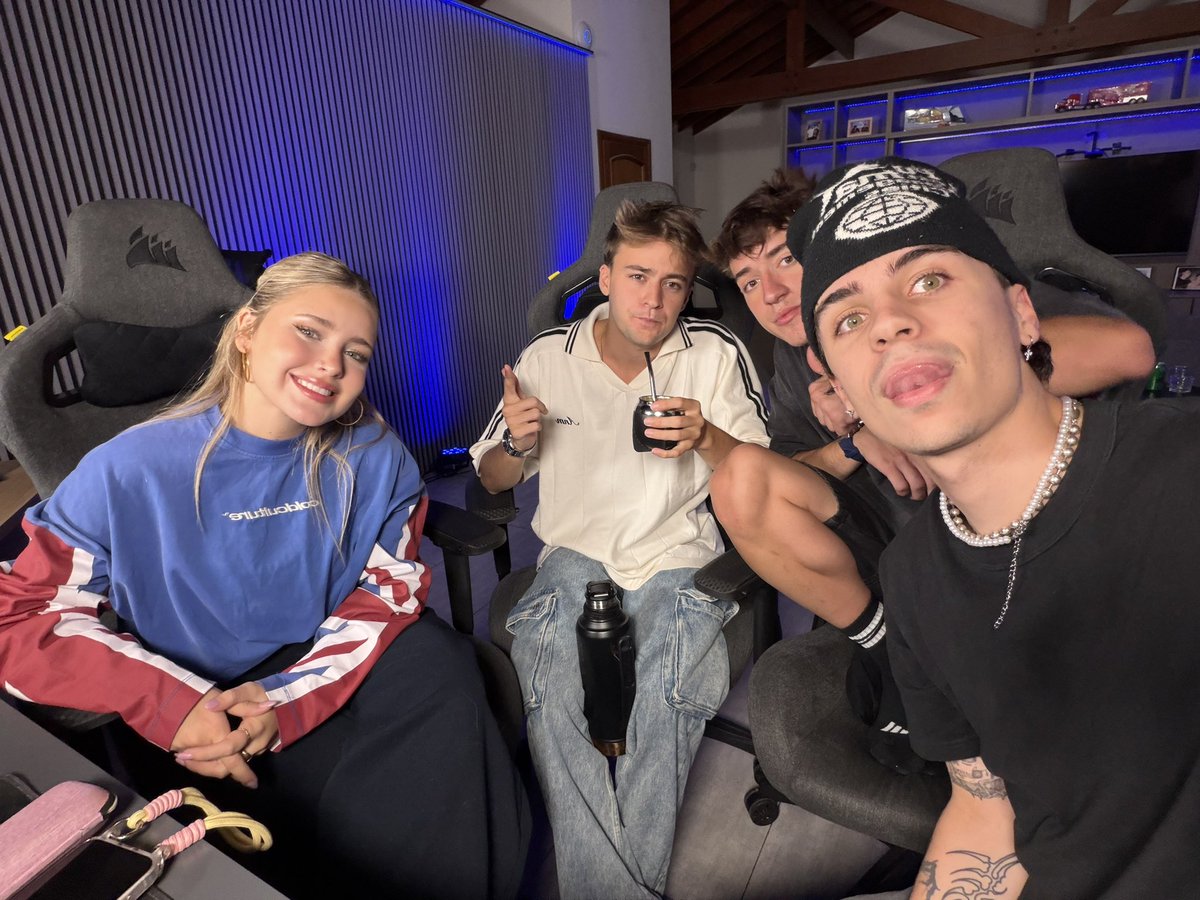 Borradores Seriales tweet media