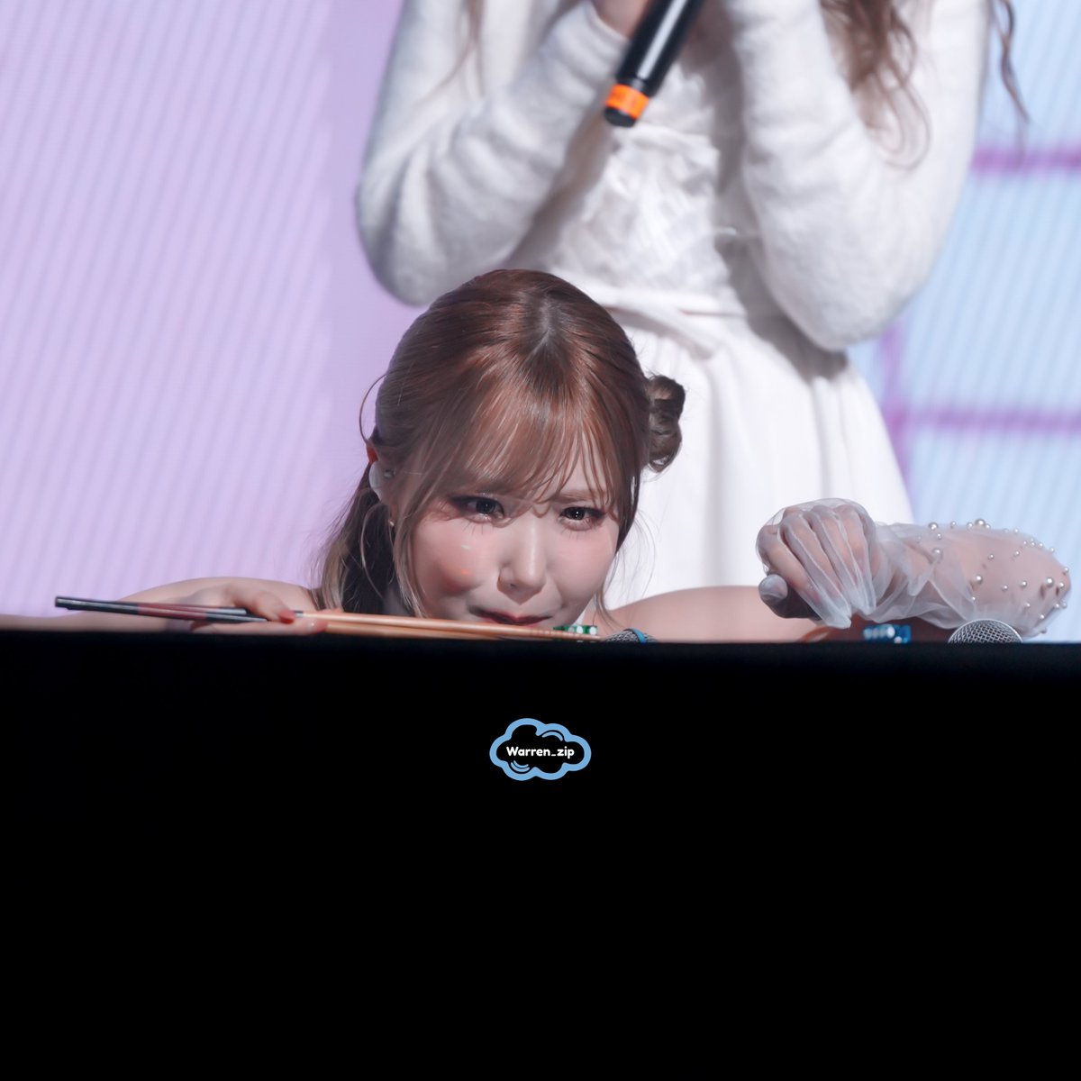 𝓦𝓪𝓻𝓻𝓮𝓷_𝔃𝓲𝓹 ☁️ tweet media