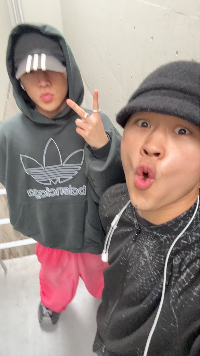 CyberAgent Legit tweet media