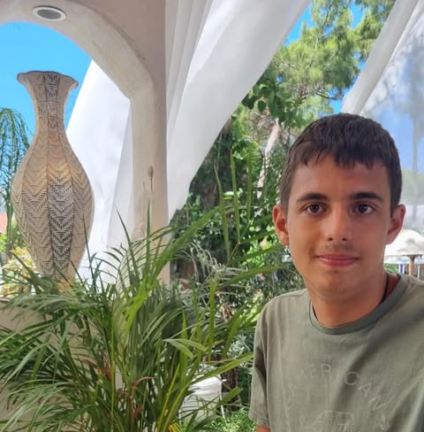 Pomozimo Nikoli da ode na Kipar na lečenje. tweet media