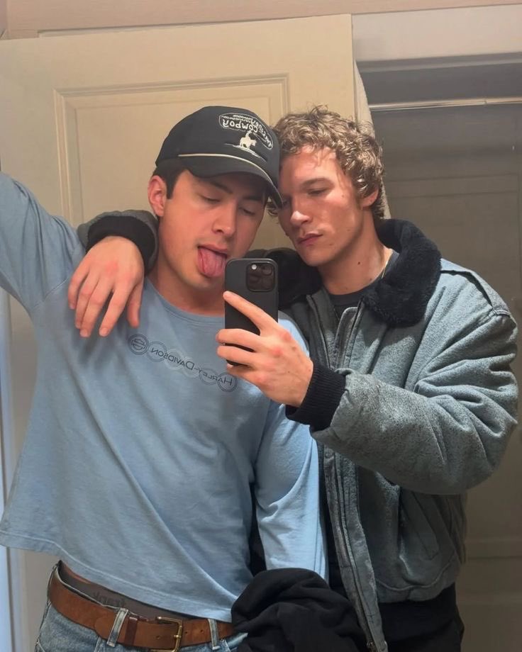 mrs ootw tweet media