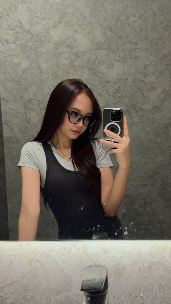 tere | dapet pc unit woosan☂️🤟🏻 tweet media