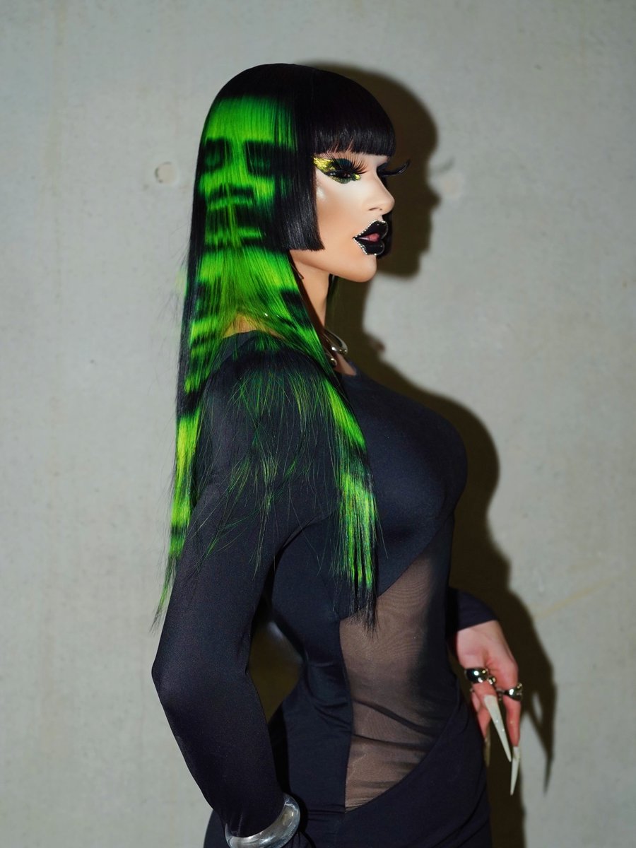 Drag Base tweet media