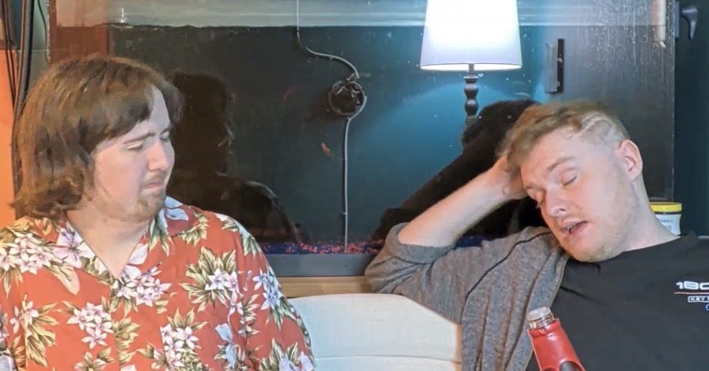 JD just said he went to Harvard (is now talking in a Jersey accent) any validity to this or is lying his ass off? #fishtanklive