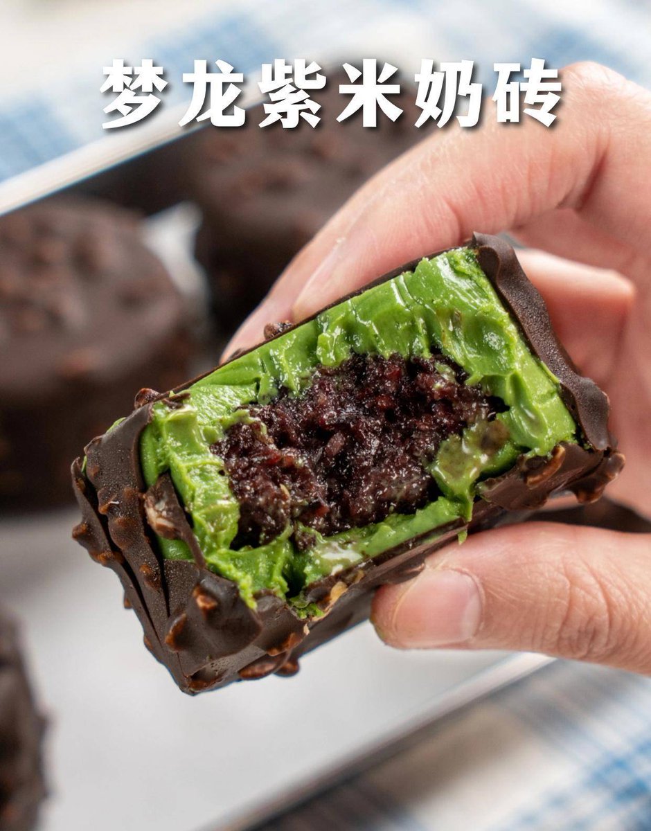 laurie conway tweet media