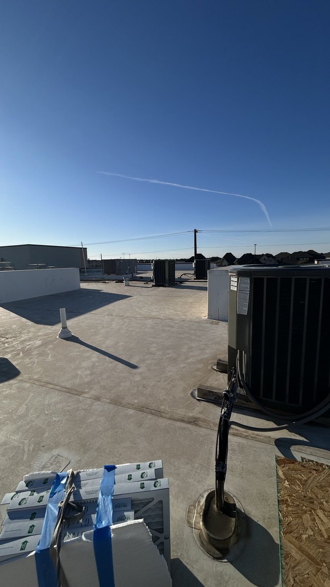 newskitrapz's tweet photo. HVAC Dump https://t.co/j61qszZhVf