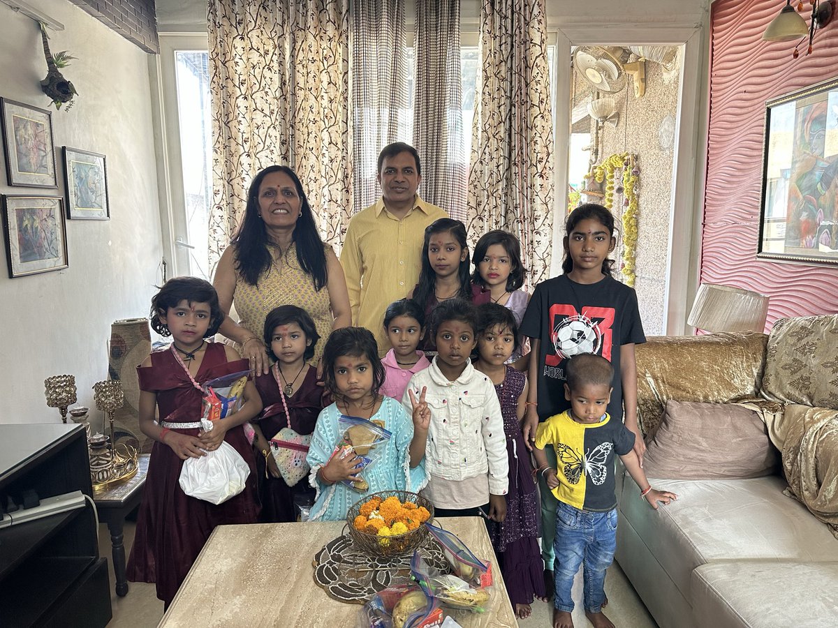 NareshSharmaa's tweet photo. ॐ महा गौरी देव्यै नम:।
देवी माँ भगवती महागौरी से प्रार्थना है कि हम सभी पर अपनी कृपा दृष्टि बनाए रखें और सुखमय जीवन का आशीर्वाद प्रदान करें।जय देवी माँ! जय श्री राधेकृष्ण! हरे कृष्ण!
#DurgaAshtamiPujan #Navratri #JaiMataDi #JSRK https://t.co/IGNS4iXobr