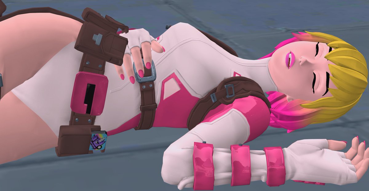 RandomDude tweet media