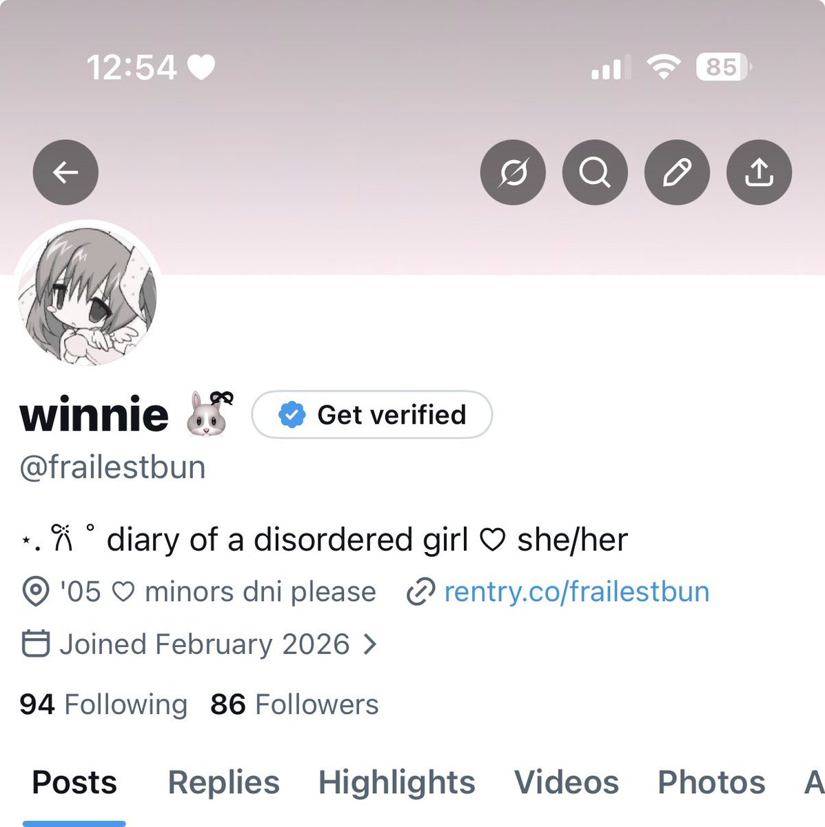 winnie 🐰ྀི tweet media