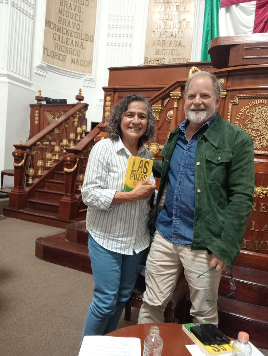 IsabelMC64's tweet photo. @migueldlacruz #LeoConElOnce
Fue una estupenda sala de lectura
#MichaelSledge #LasPozas @Dharma_Books @OnceNoticiasTV
@Congreso_CdMex https://t.co/sOdNjrs4CH