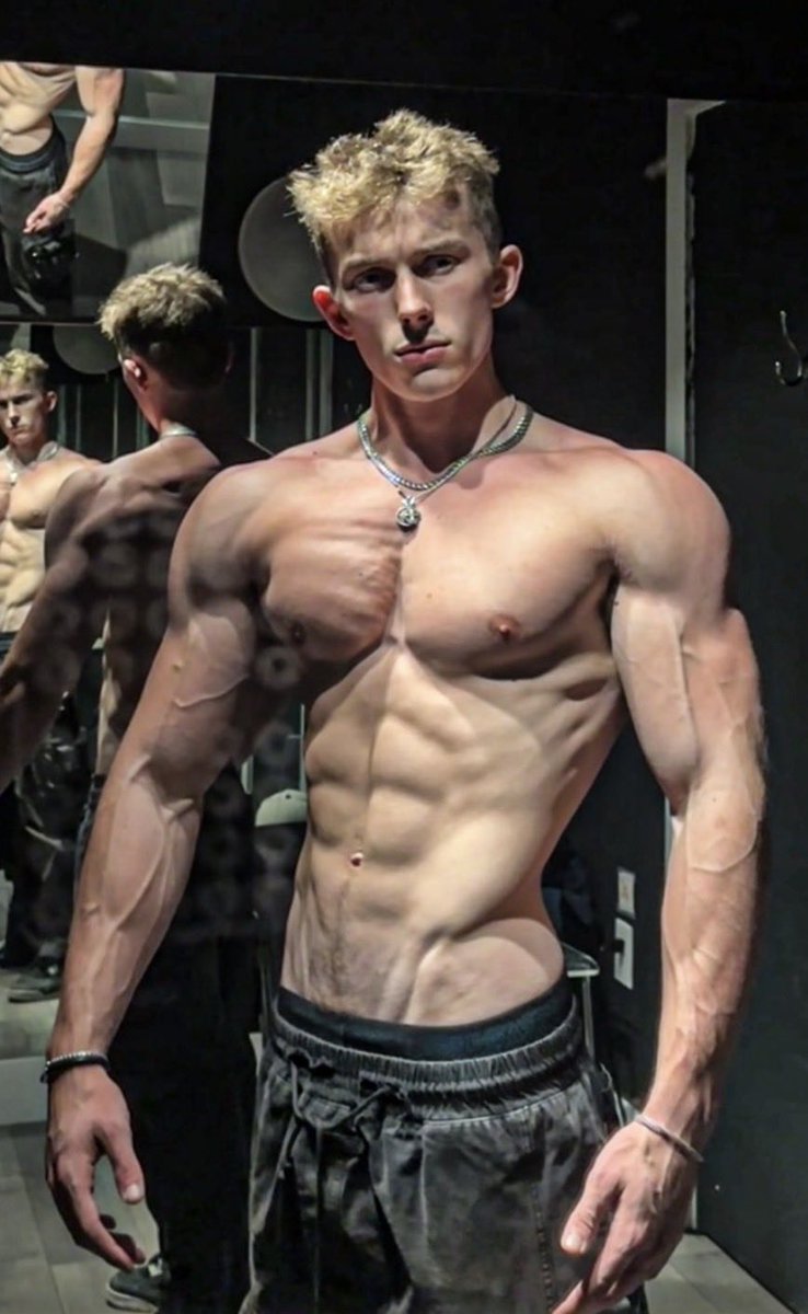 Top Alpha Males tweet media