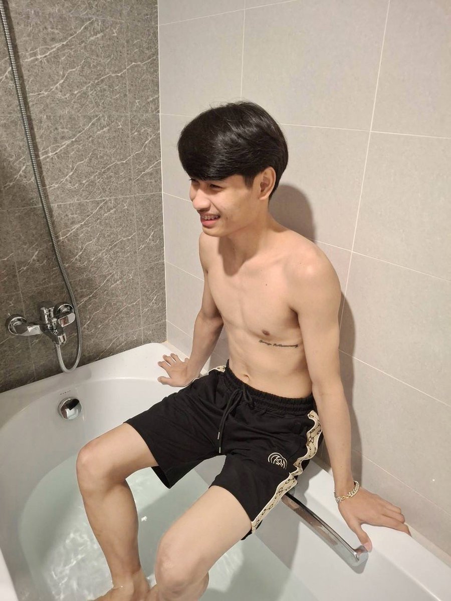 จ๊อบ' แจ๊บ tweet media