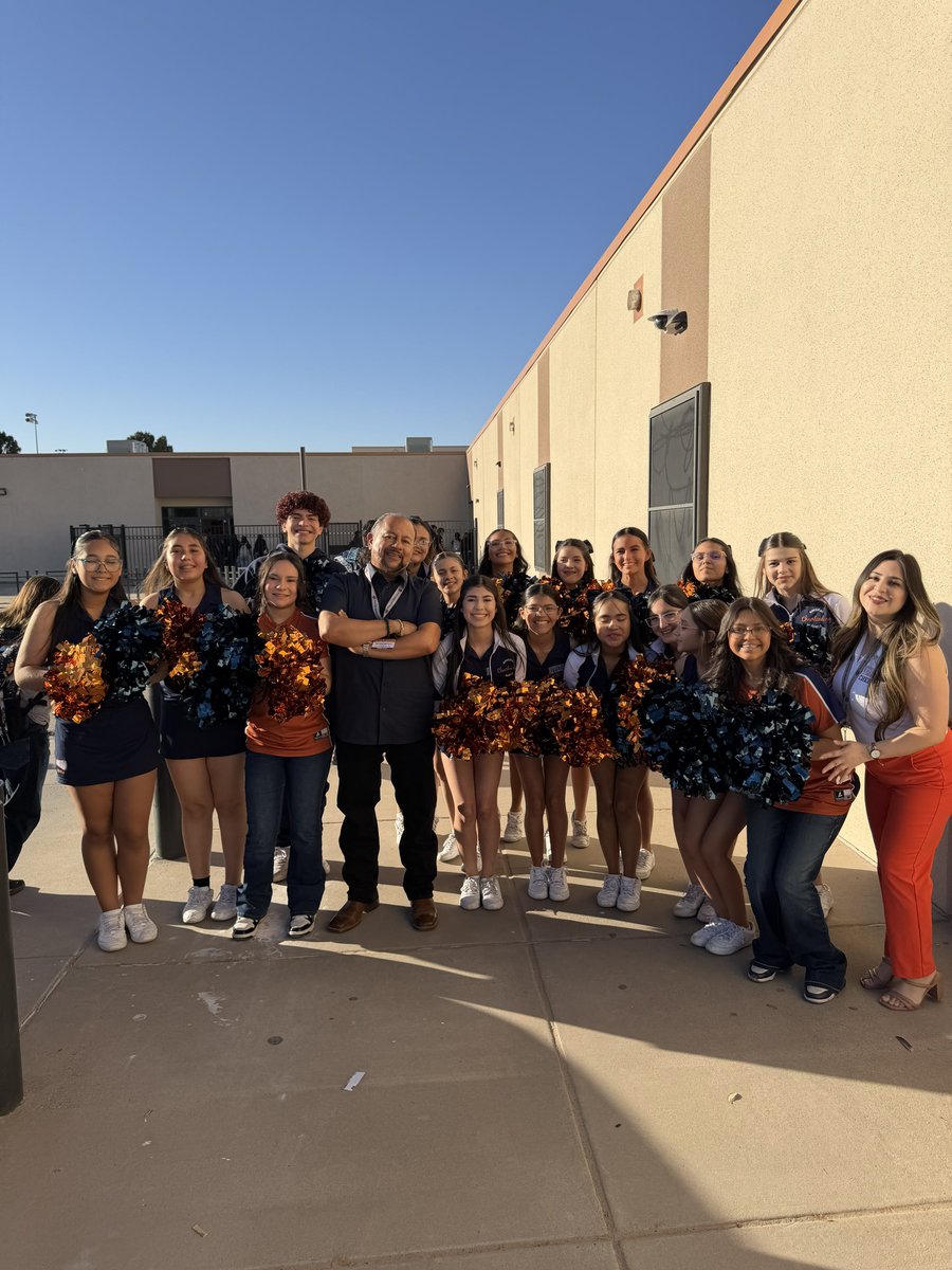 Daniel Medina tweet media