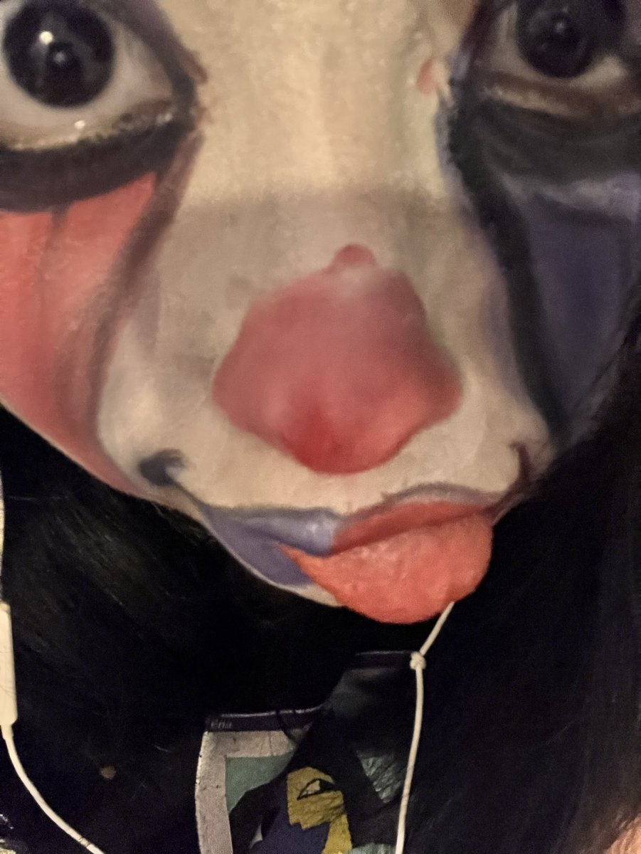 Nighthelen tweet media