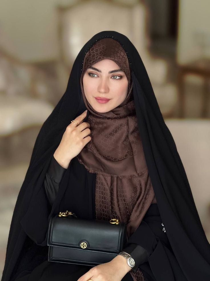 الإعلامية فاطمة الإيرانية tweet media