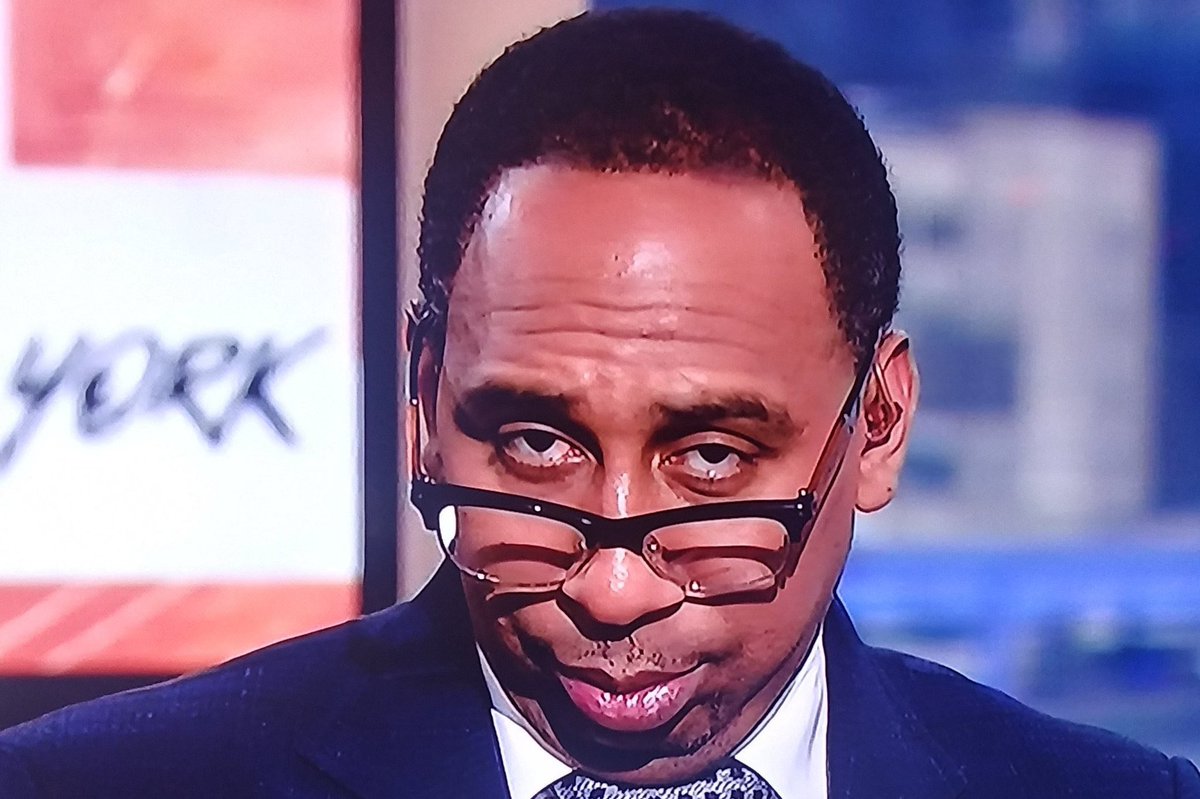 R3tr0 N3tw3rk tweet media