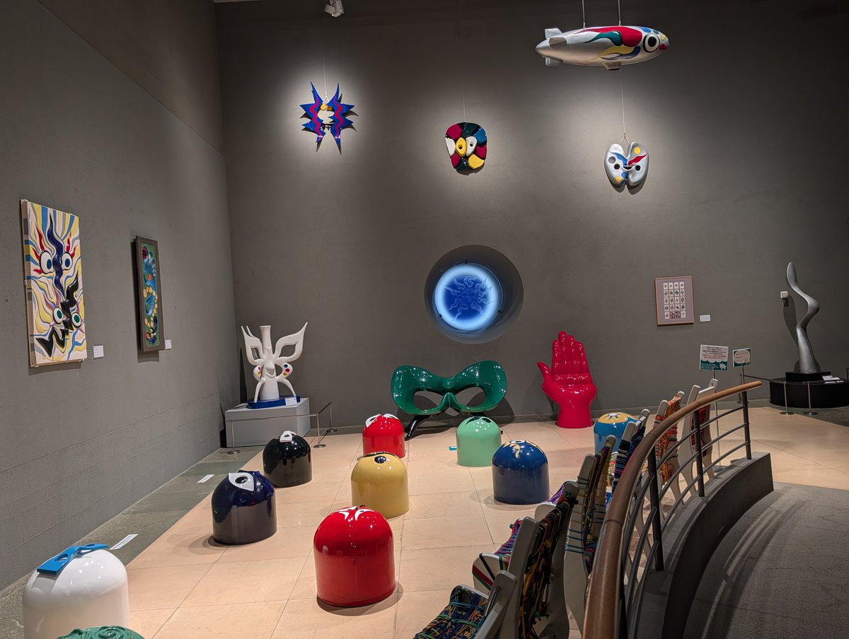 【ガイダンスホール上映休止のお知らせ】
本日ガイダンスホールの終日利用のため上映を休止いたします。
開催中の展覧会
常設展「岡本太郎　生きることは遊ぶこと」
企画展「第29回岡本太郎現代芸術賞(TARO賞)」
お楽しみください！