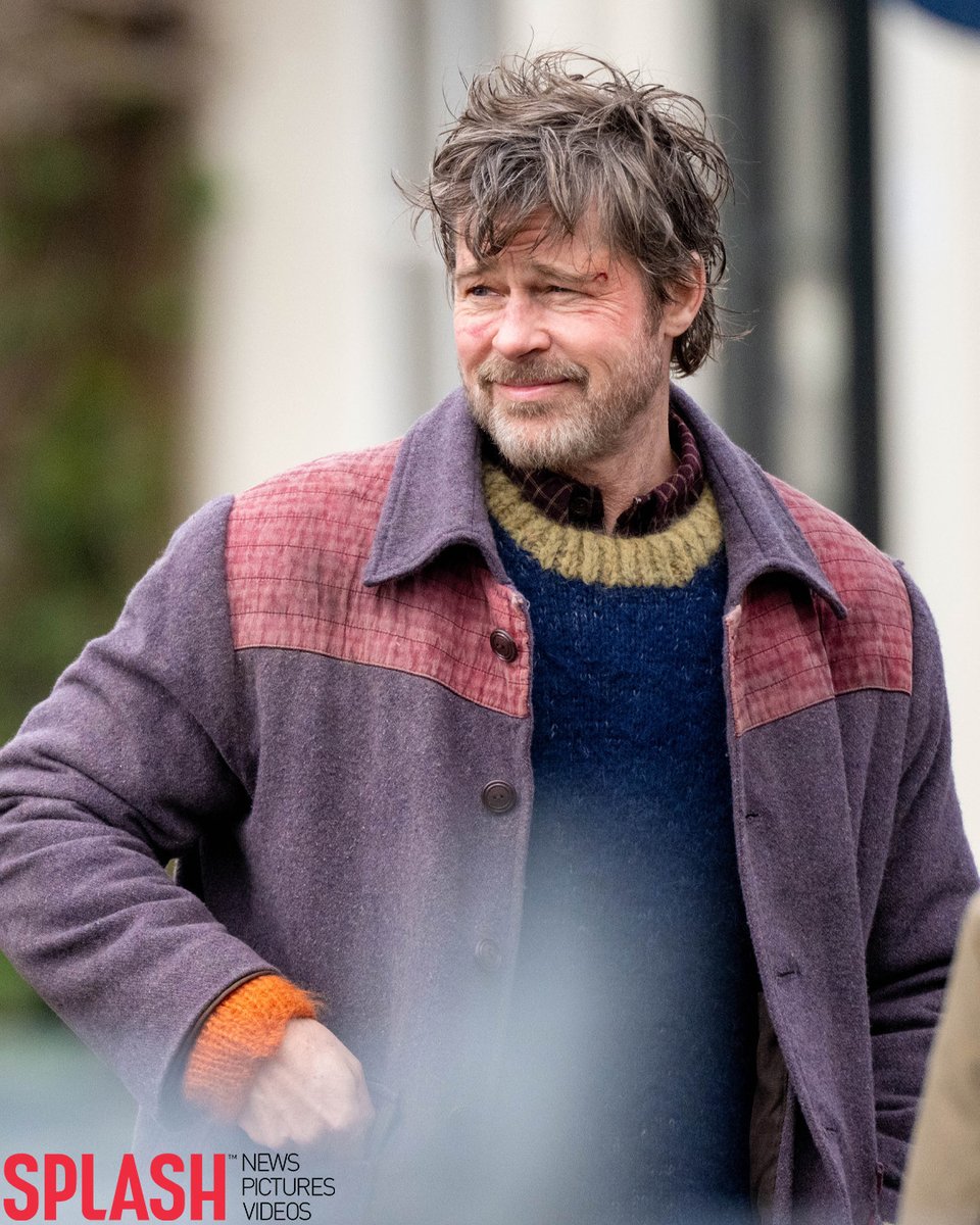 brad pitt updates tweet media