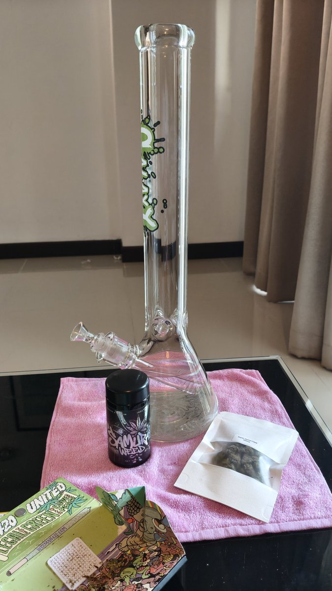 カオソーイ tweet media