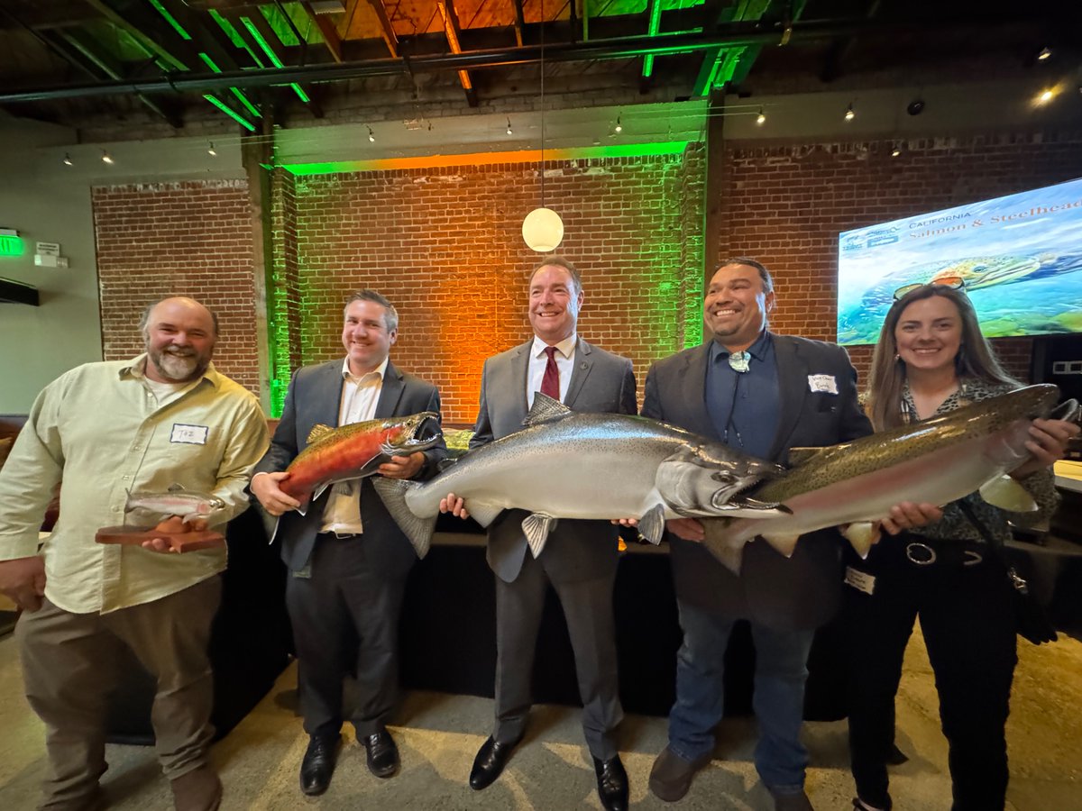 Karuk_Tribe's tweet photo. Salmon Champions! @AsmChrisRogers @AsmConnolly #CASalmonSteelheadCoalition https://t.co/xbWN2k1k0T
