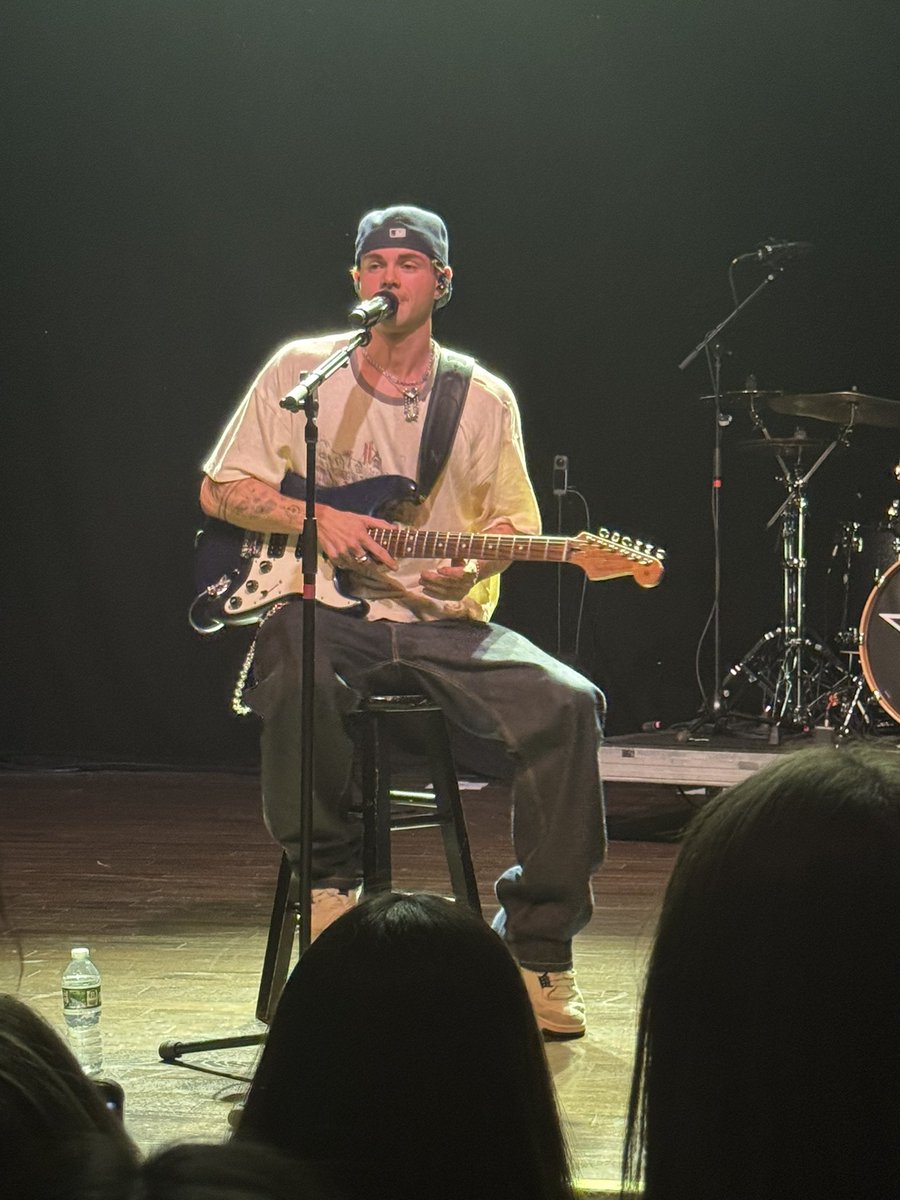 Victoria 🏀 tweet media