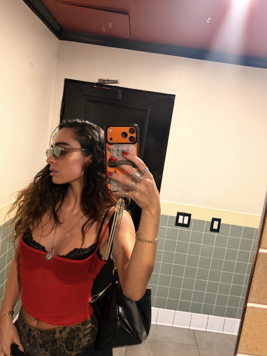 Sommer Ray tweet media