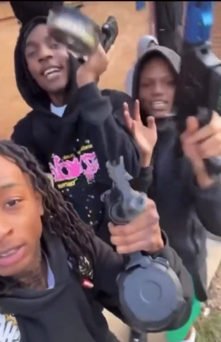 Leiðtogi tweet media