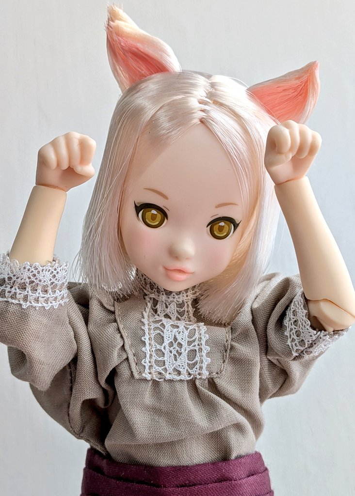 アールエフ tweet media