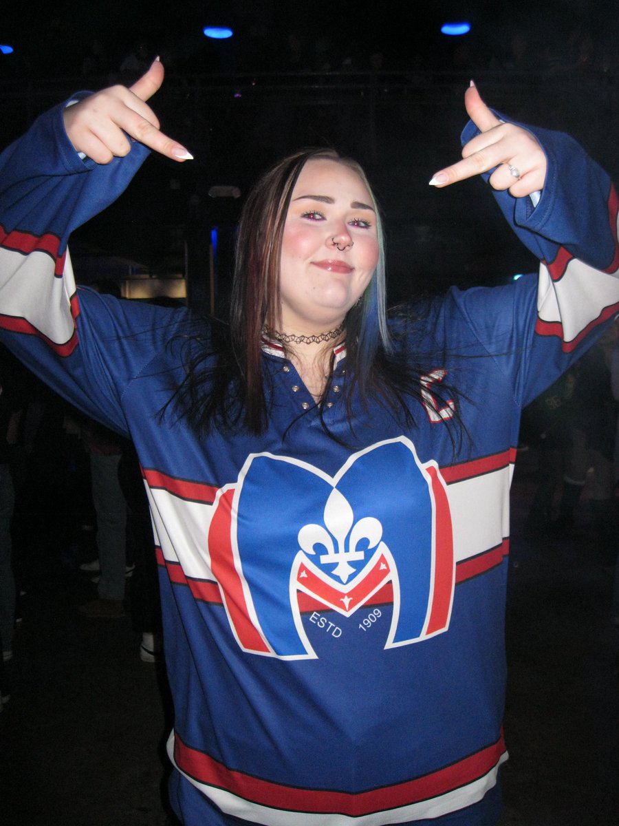 jazzy💐 tweet media