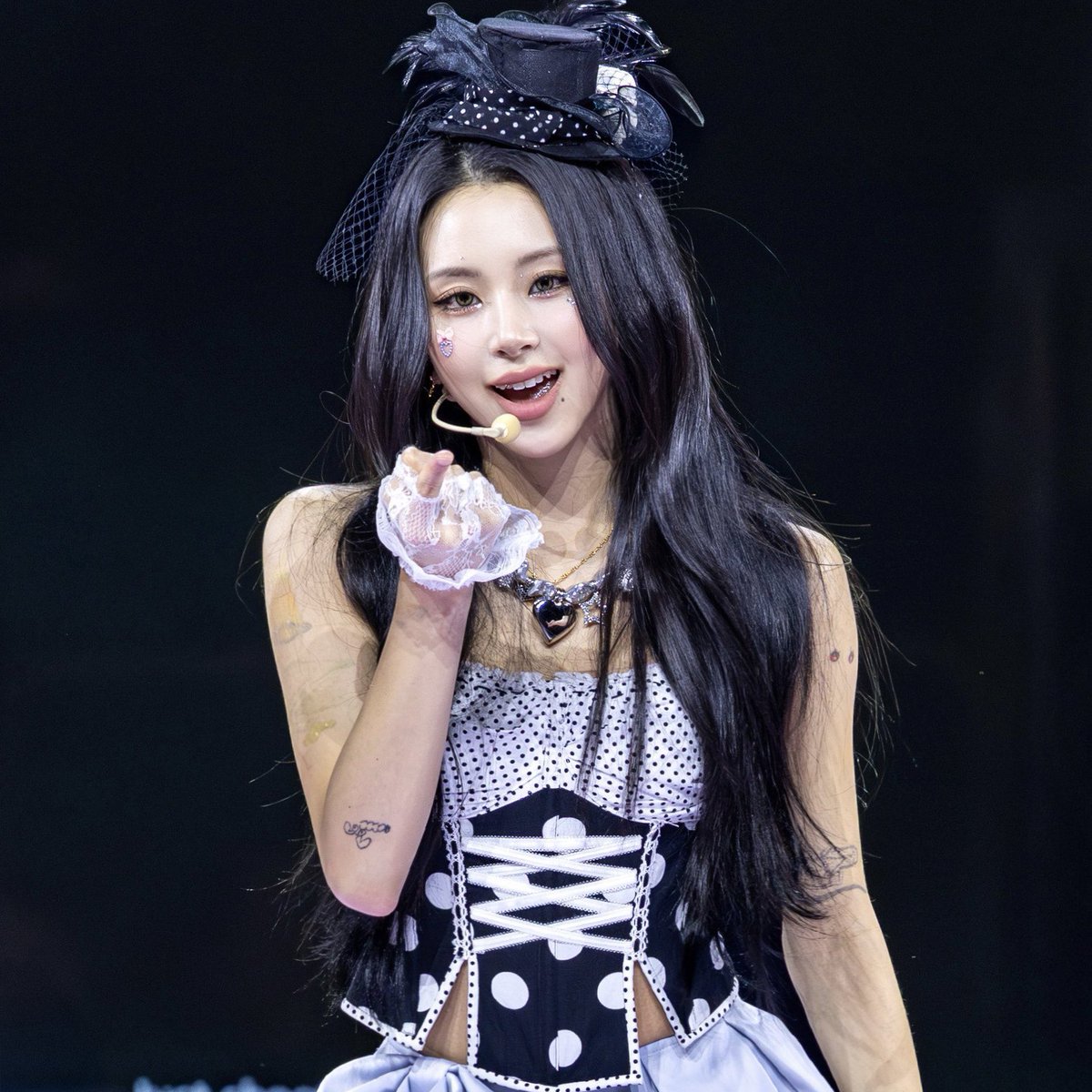 TWICE SOCIAL tweet media