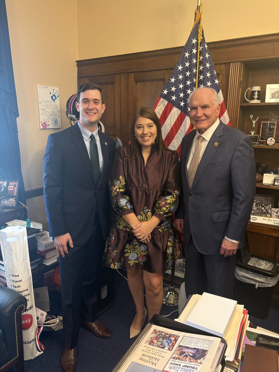 Emily Brey tweet media