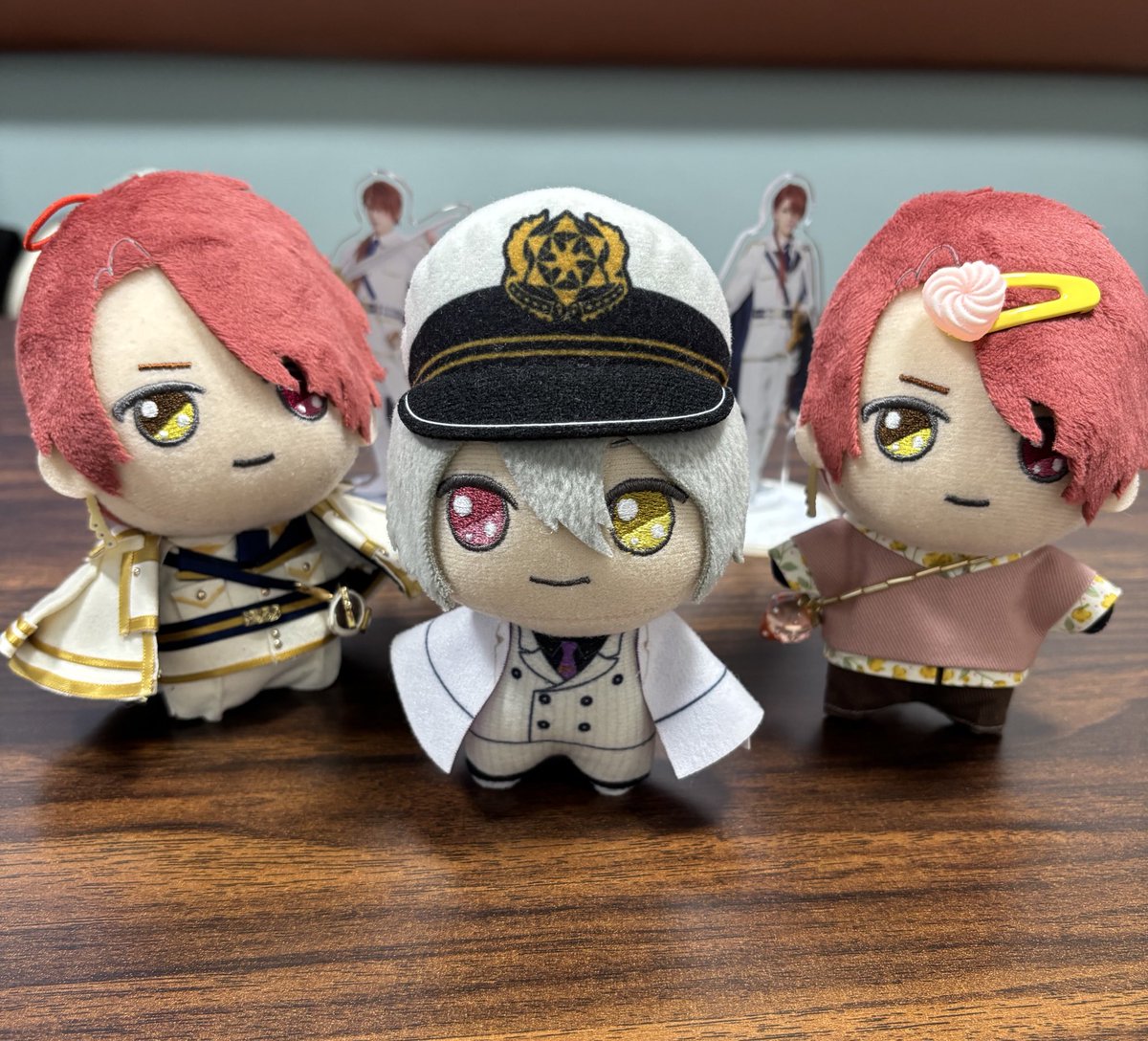 このまほうのないせかいに「かいん(ぬい)」は何体いるとおもってるの？

『22おく。』

⚔️🥓うぃず、びー！！(🥓のB)