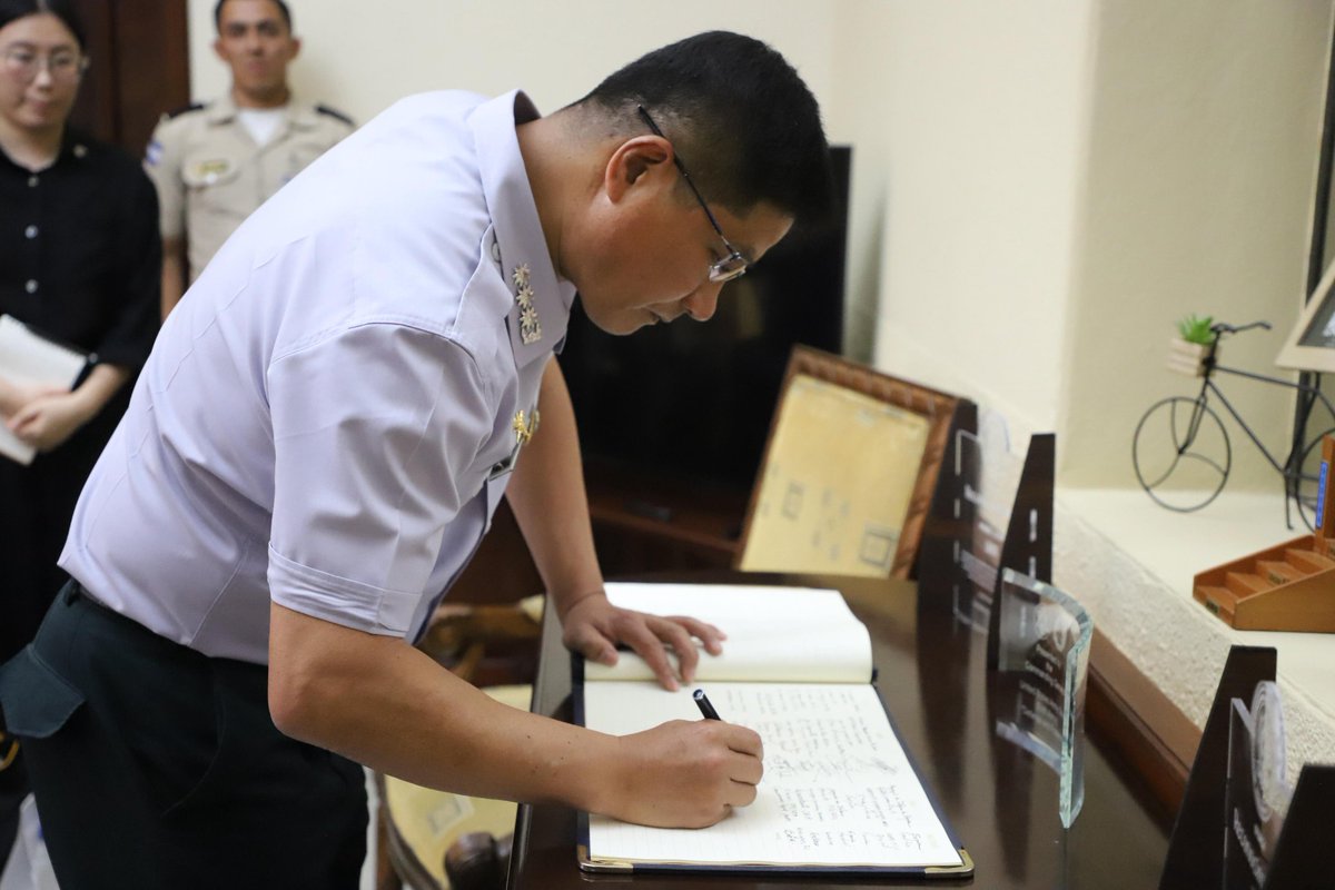 Fuerzas Armadas de Honduras tweet media